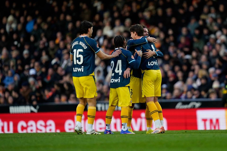 包含西班牙力求客场取胜,挑战希腊保持不败的词条 包含西班牙力求客场取胜,挑战希腊保持不败的词条