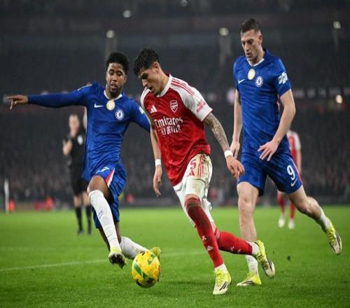 包含切尔西客场险胜，打破对手主场不败纪录的词条