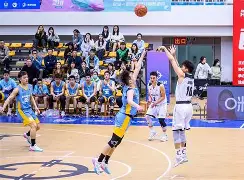 重庆男篮豪胜西藏队,迎接胜利晋级 重庆男篮豪胜西藏队,迎接胜利晋级