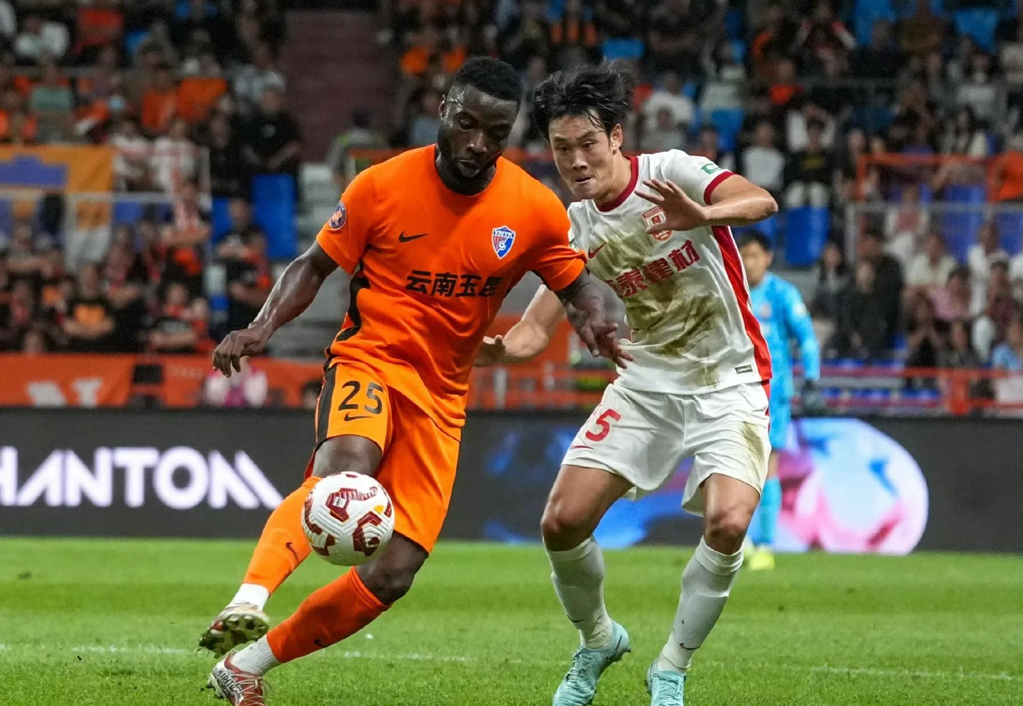 包含贵州智诚客场逼平长春亚泰，客场保持不败的词条