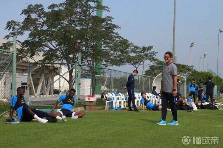 江苏苏宁备战亚足联杯，全队训练热情高涨(勇士全队备战总决赛g2)