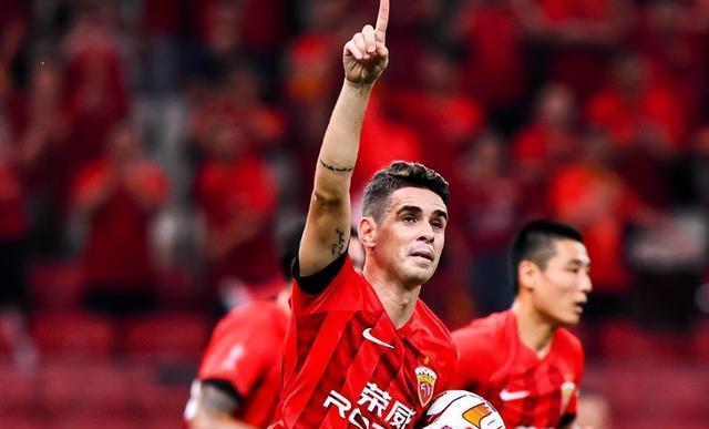 上港豪取连胜，成为本赛季夺冠热门(上港豪取连胜,成为本赛季夺冠热门球员)